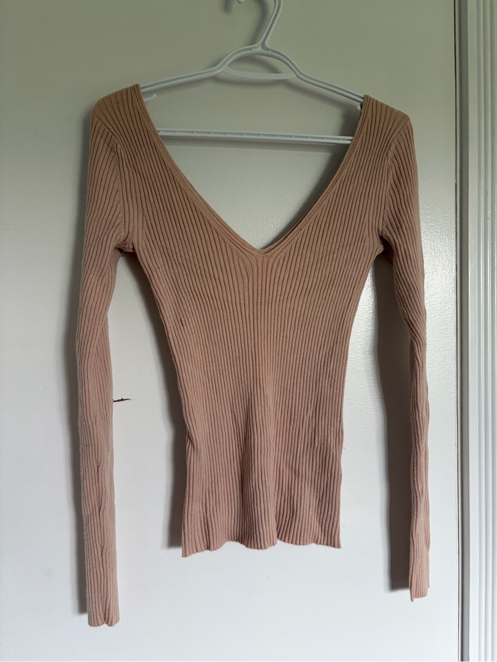 H&M Ribbed V-Neck Top - Dusty Pink